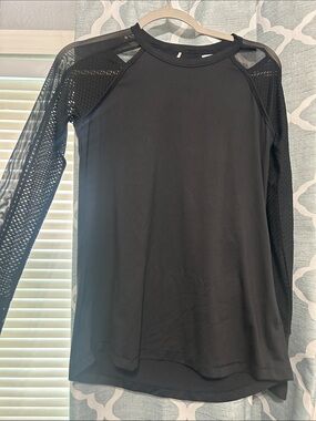 CALIA by Carrie Underwood Black Long Sleeve Mesh Athletic Tee